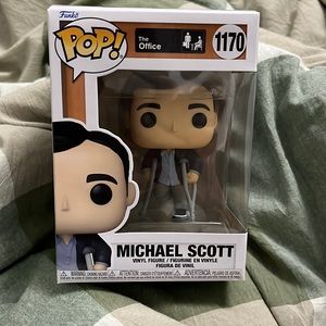 Michael Scott on crutches Funko Pop